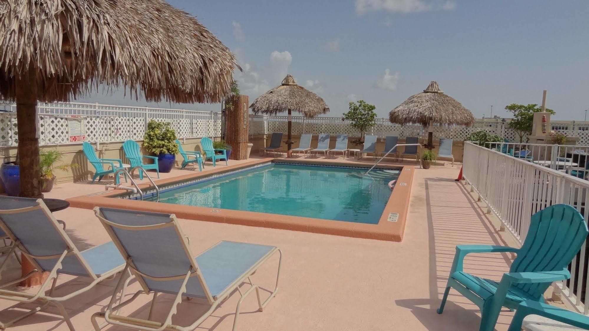 Rooftop Resort - Clothing Optional - Adult Only Hollywood Eksteriør billede